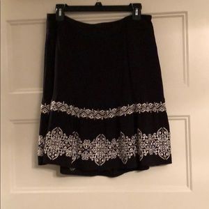 White House Black Market Skirt